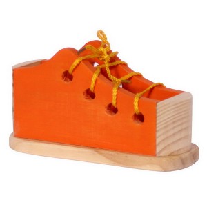 Chaussure &agrave; lacer orange